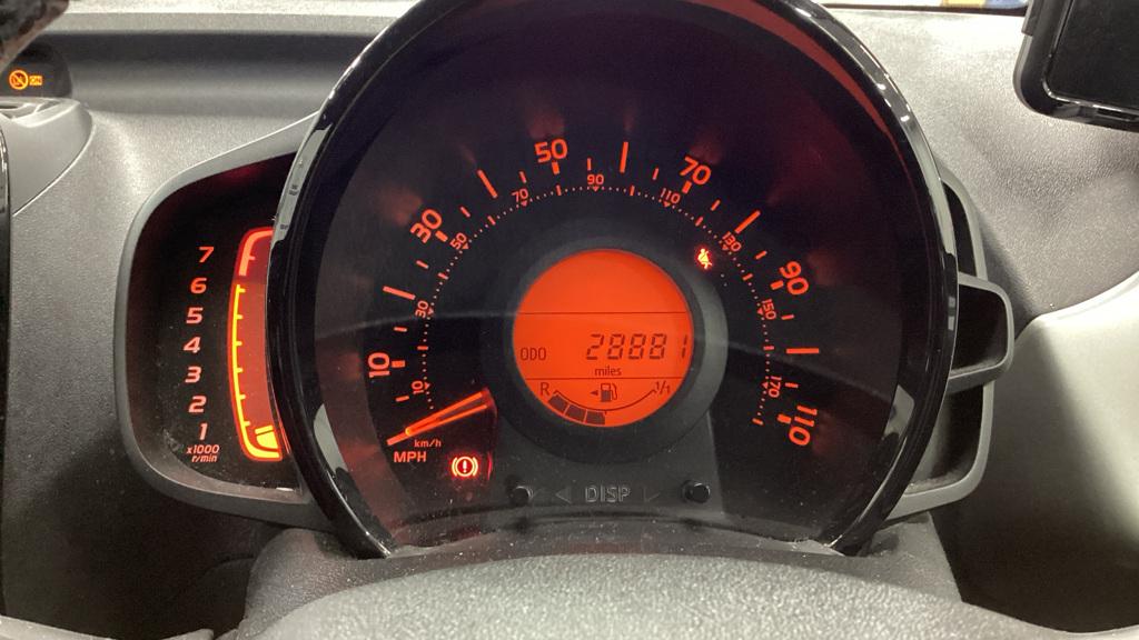 Peugeot 108 1.2 PureTech Allure Hatchback 5dr Petrol Manual Euro 6 (82 ps)