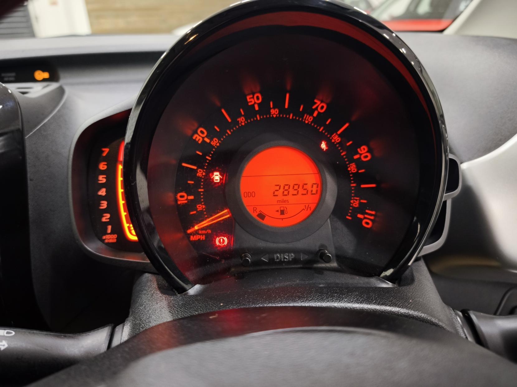 Peugeot 108 1.2 PureTech Allure Hatchback 5dr Petrol Manual Euro 6 (82 ps)