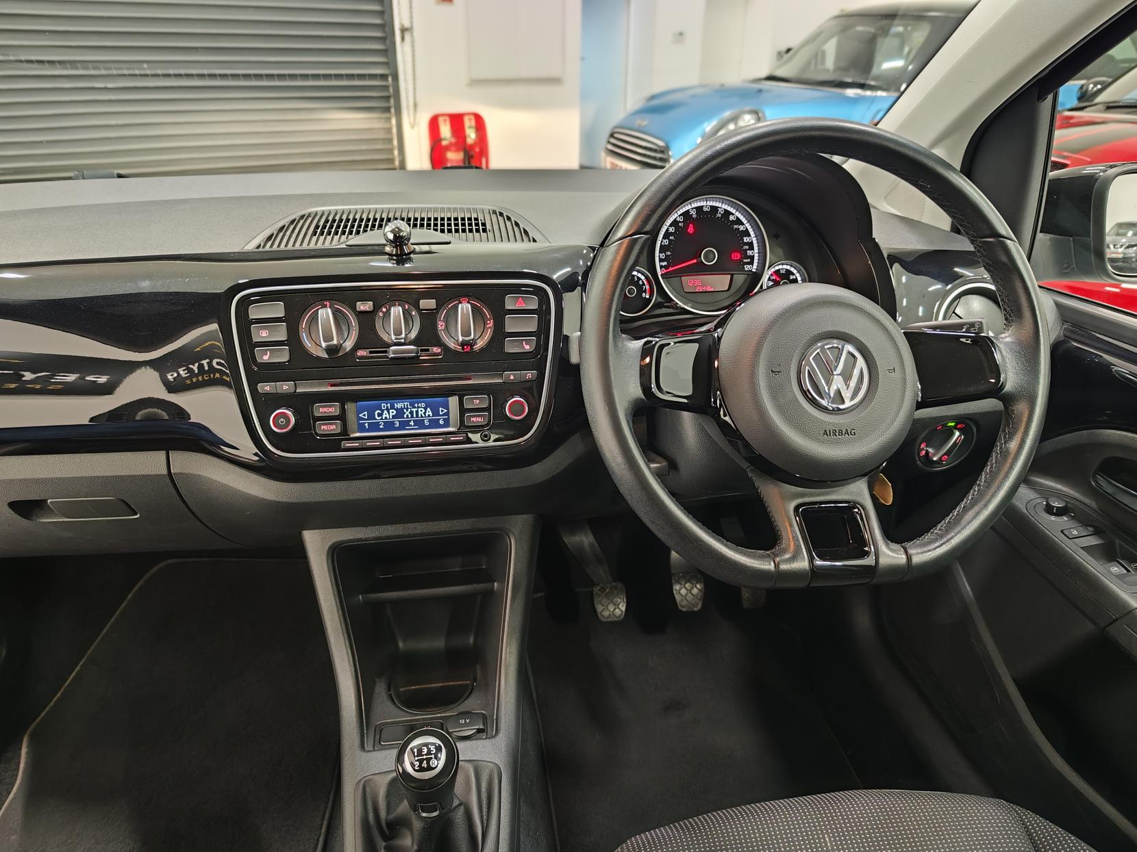 Volkswagen up! 1.0 Rock up! Hatchback 3dr Petrol Manual Euro 5 (75 ps)