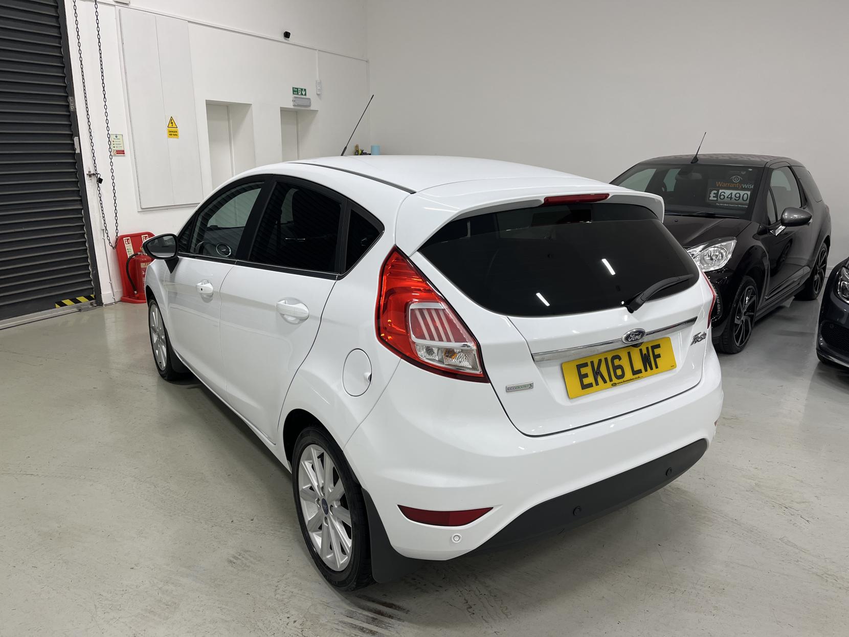 Ford Fiesta 1.0T EcoBoost Titanium Hatchback 5dr Petrol Manual Euro 6 (s/s) (100 ps)