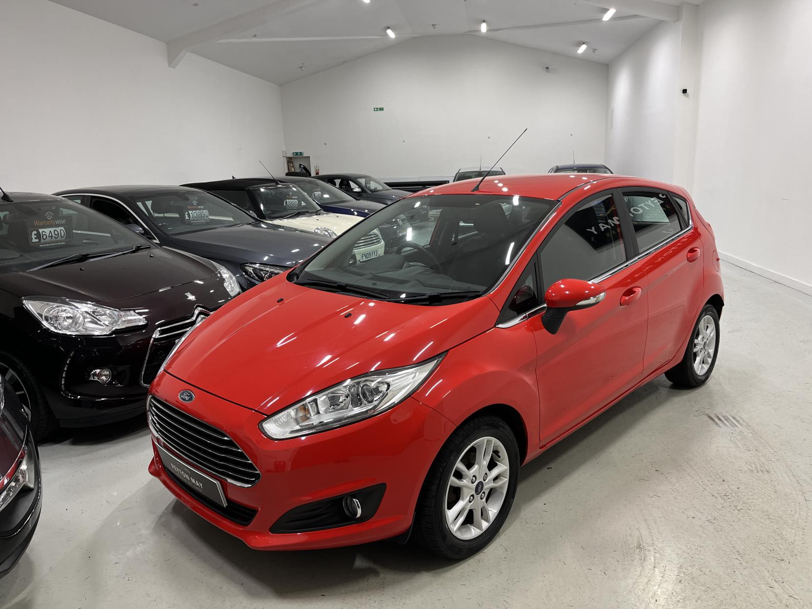 Ford Fiesta 1.0T EcoBoost Zetec Hatchback 5dr Petrol Manual Euro 6 (s/s) (100 ps)