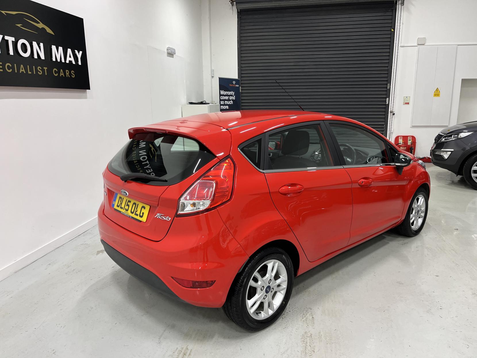 Ford Fiesta 1.0T EcoBoost Zetec Hatchback 5dr Petrol Manual Euro 6 (s/s) (100 ps)