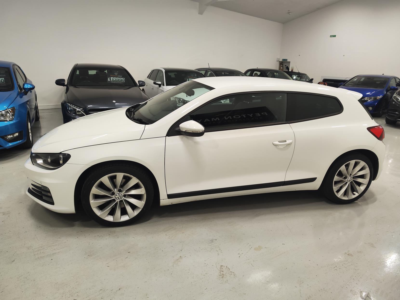 Volkswagen Scirocco 2.0 TSI BlueMotion Tech GT Hatchback 3dr Petrol DSG Euro 6 (s/s) (180 ps)