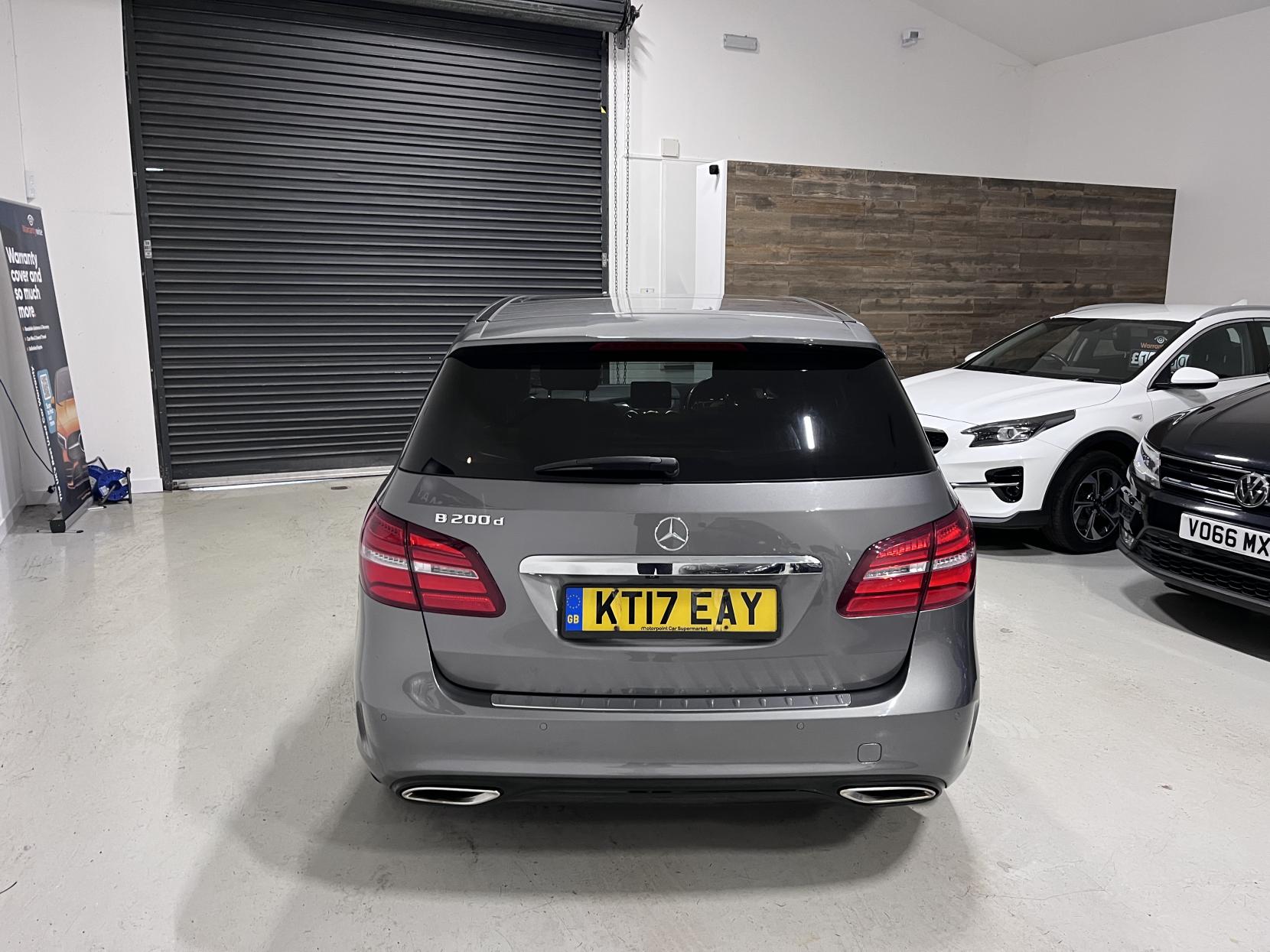 Mercedes-Benz B Class 2.1 B200d AMG Line (Premium Plus) MPV 5dr Diesel 7G-DCT Euro 6 (s/s) (136 ps)