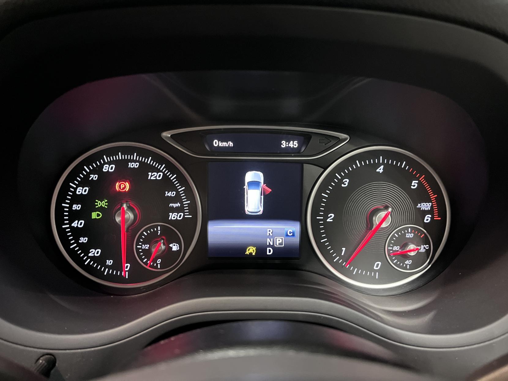 Mercedes-Benz B Class 2.1 B200d AMG Line (Premium Plus) MPV 5dr Diesel 7G-DCT Euro 6 (s/s) (136 ps)