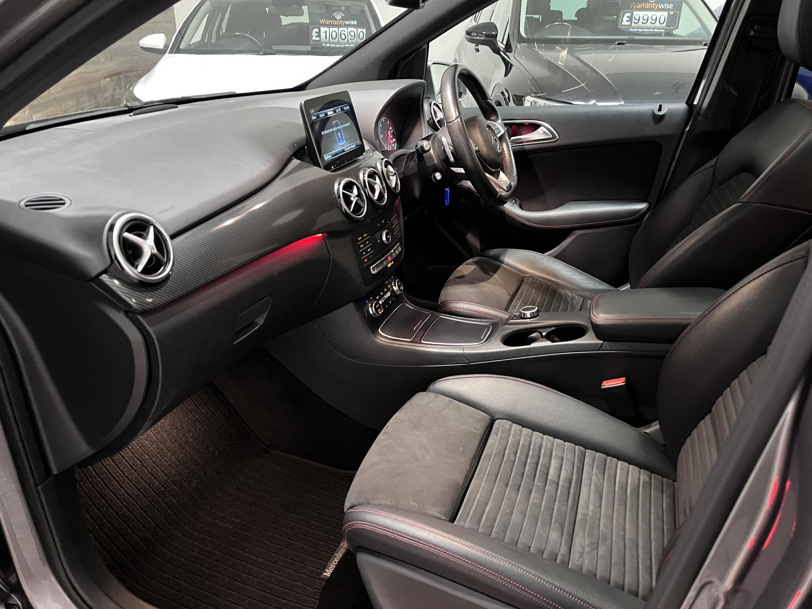 Mercedes-Benz B Class 2.1 B200d AMG Line (Premium Plus) MPV 5dr Diesel 7G-DCT Euro 6 (s/s) (136 ps)