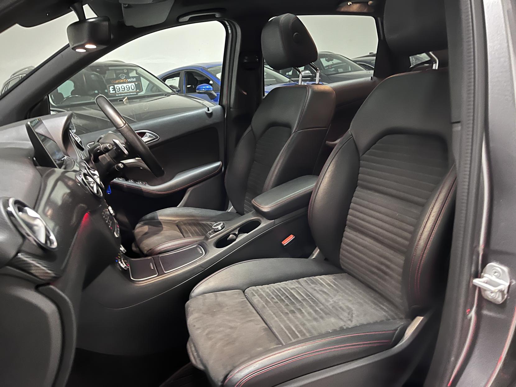 Mercedes-Benz B Class 2.1 B200d AMG Line (Premium Plus) MPV 5dr Diesel 7G-DCT Euro 6 (s/s) (136 ps)