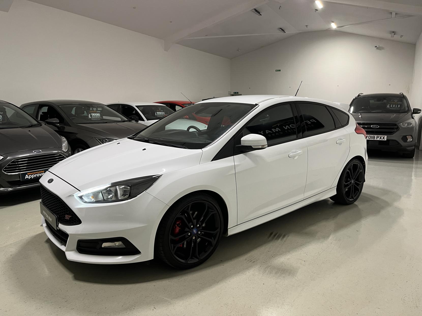 Ford Focus 2.0T EcoBoost ST-2 Hatchback 5dr Petrol Manual Euro 6 (s/s) (250 ps)