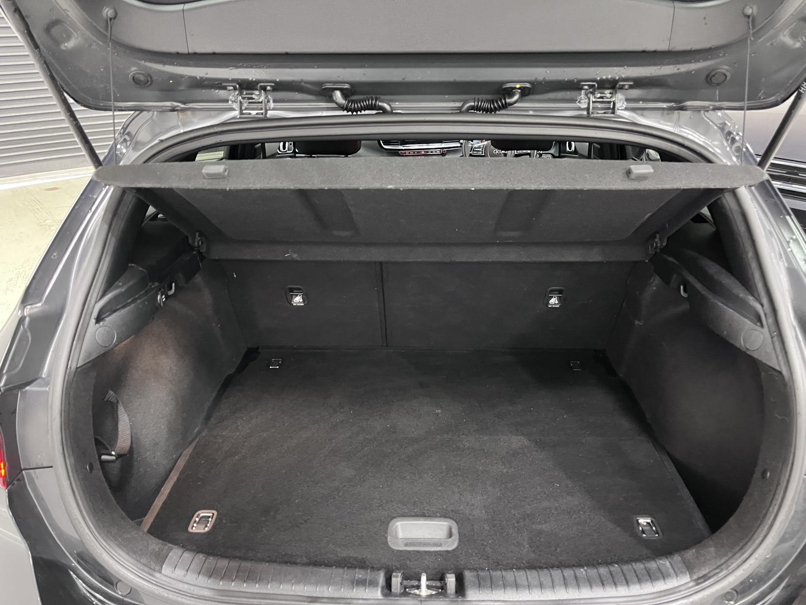 Kia Ceed 1.6 CRDi GT-Line Hatchback 5dr Diesel Manual Euro 6 (s/s) (134 bhp)