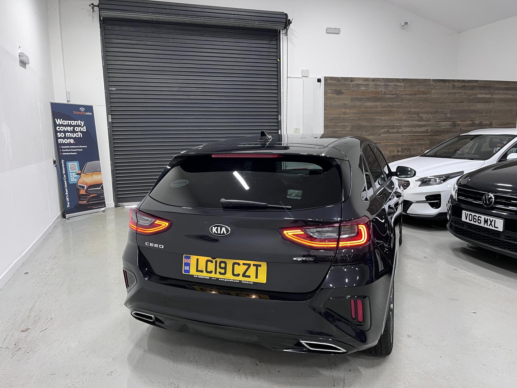 Kia Ceed 1.6 CRDi GT-Line Hatchback 5dr Diesel Manual Euro 6 (s/s) (134 bhp)