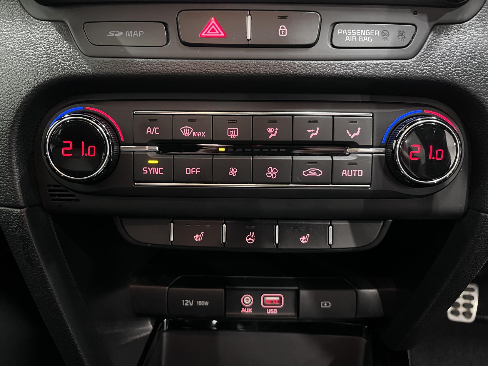 Kia Ceed 1.6 CRDi GT-Line Hatchback 5dr Diesel Manual Euro 6 (s/s) (134 bhp)