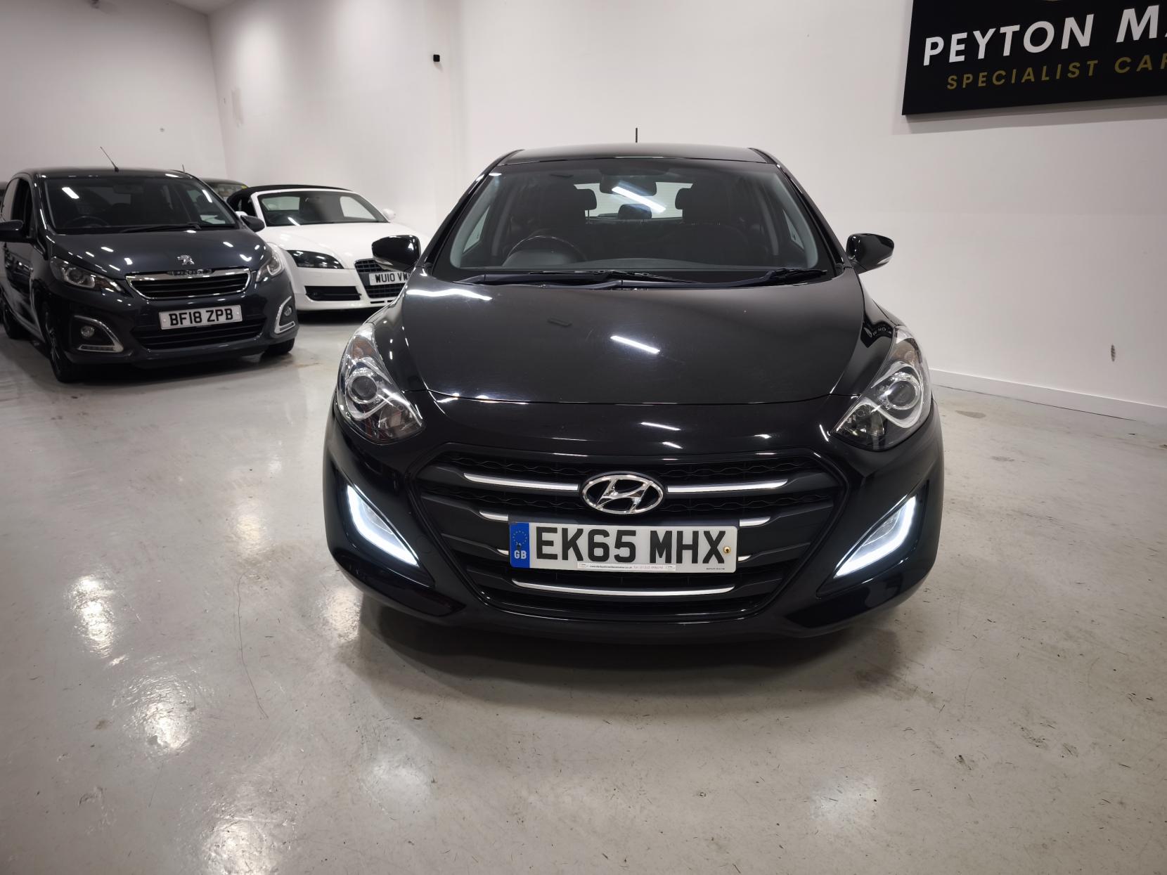 Hyundai i30 1.6 CRDi Blue Drive SE Nav Hatchback 5dr Diesel Manual Euro 6 (s/s) (110 ps)