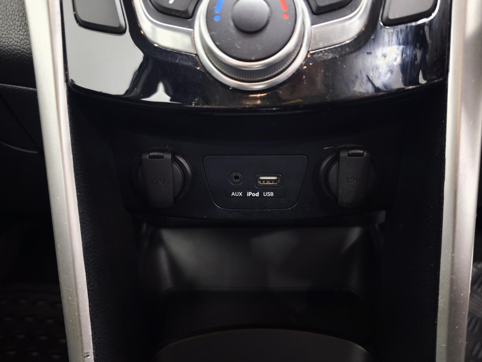 Hyundai i30 1.6 CRDi Blue Drive SE Nav Hatchback 5dr Diesel Manual Euro 6 (s/s) (110 ps)