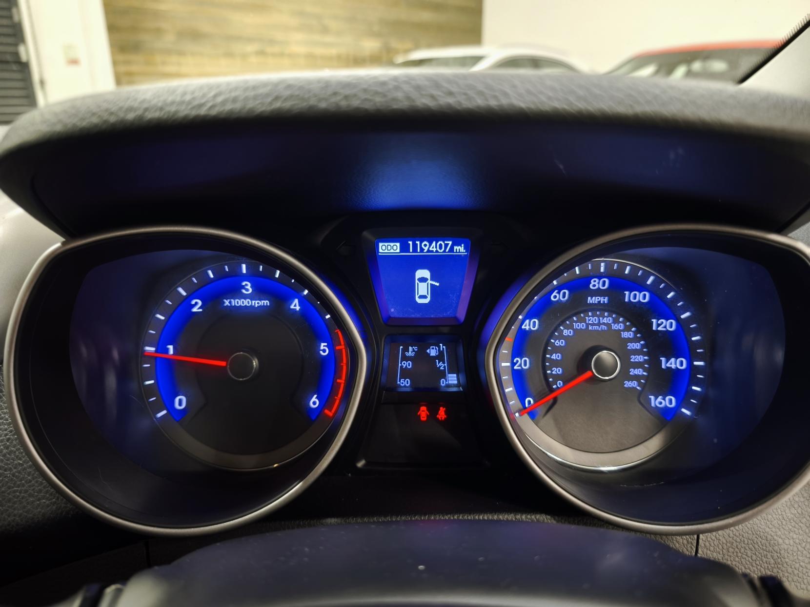 Hyundai i30 1.6 CRDi Blue Drive SE Nav Hatchback 5dr Diesel Manual Euro 6 (s/s) (110 ps)