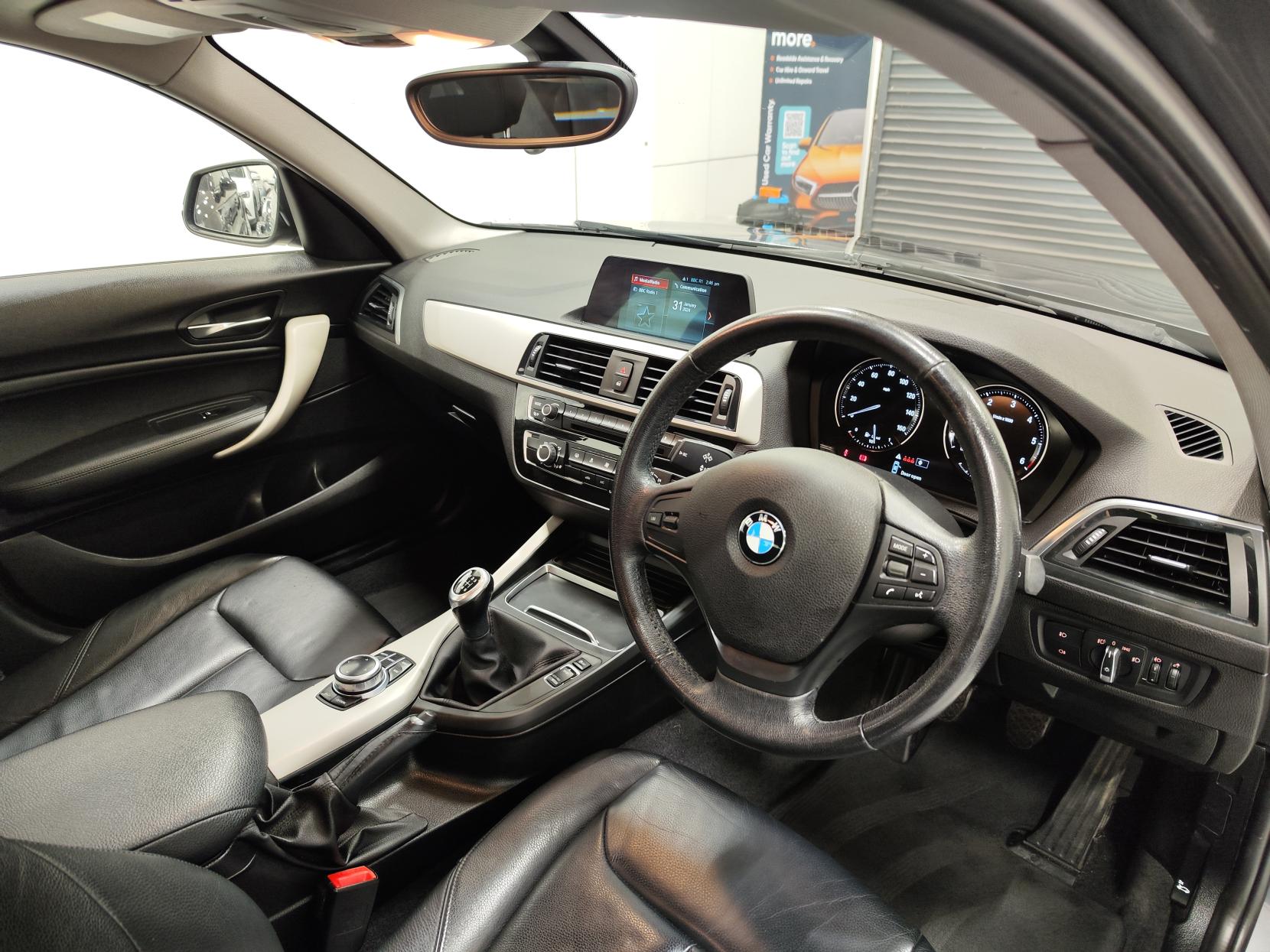 BMW 1 Series 2.0 118d SE Hatchback 5dr Diesel Manual Euro 6 (s/s) (150 ps)