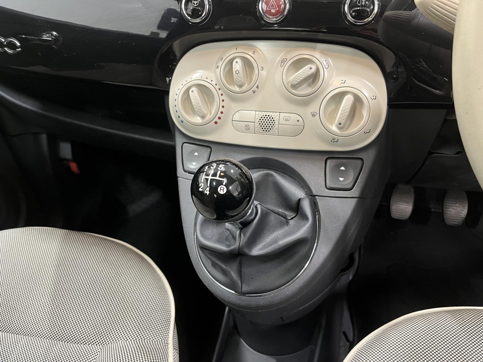 Fiat 500 1.2 Lounge Hatchback 3dr Petrol Manual Euro 6 (s/s) (69 bhp)