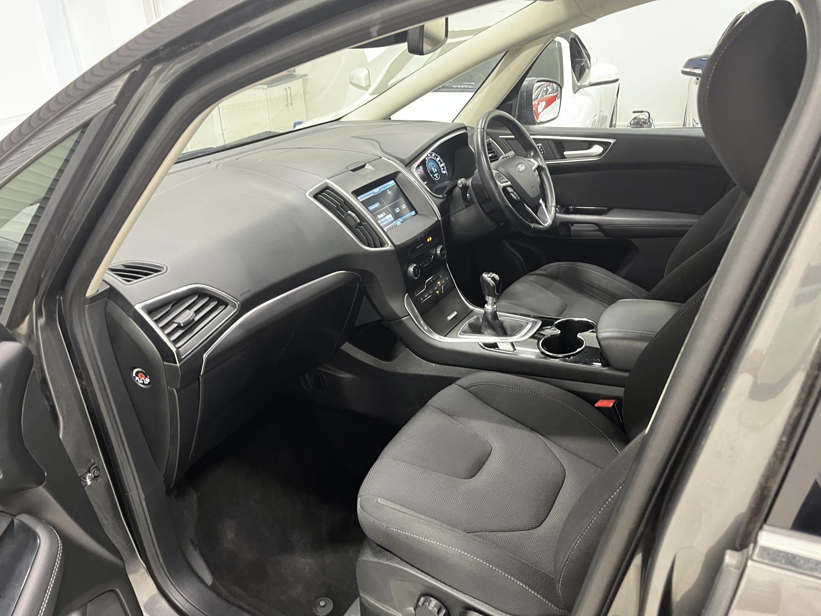 Ford S-Max 2.0 TDCi Titanium MPV 5dr Diesel Manual Euro 6 (s/s) (150 ps)