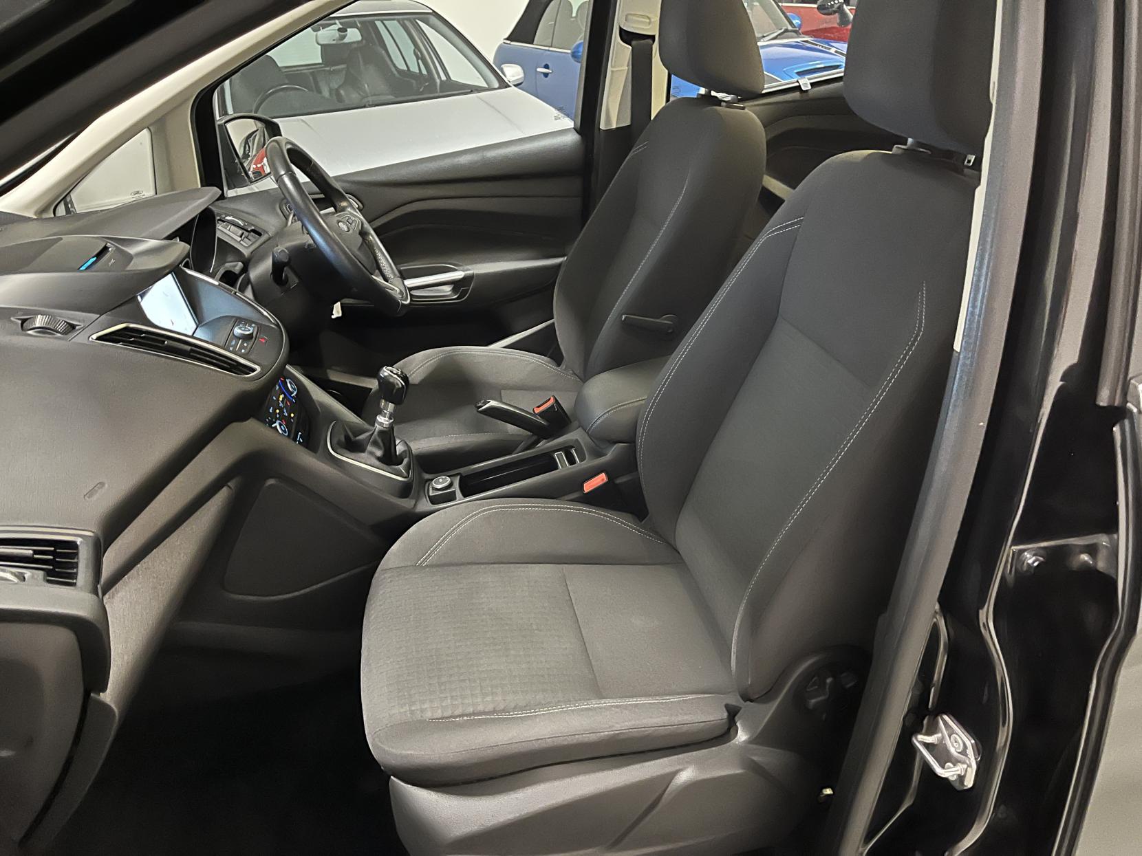 Ford C-Max 1.0T EcoBoost Zetec MPV 5dr Petrol Manual Euro 6 (s/s) (125 ps)