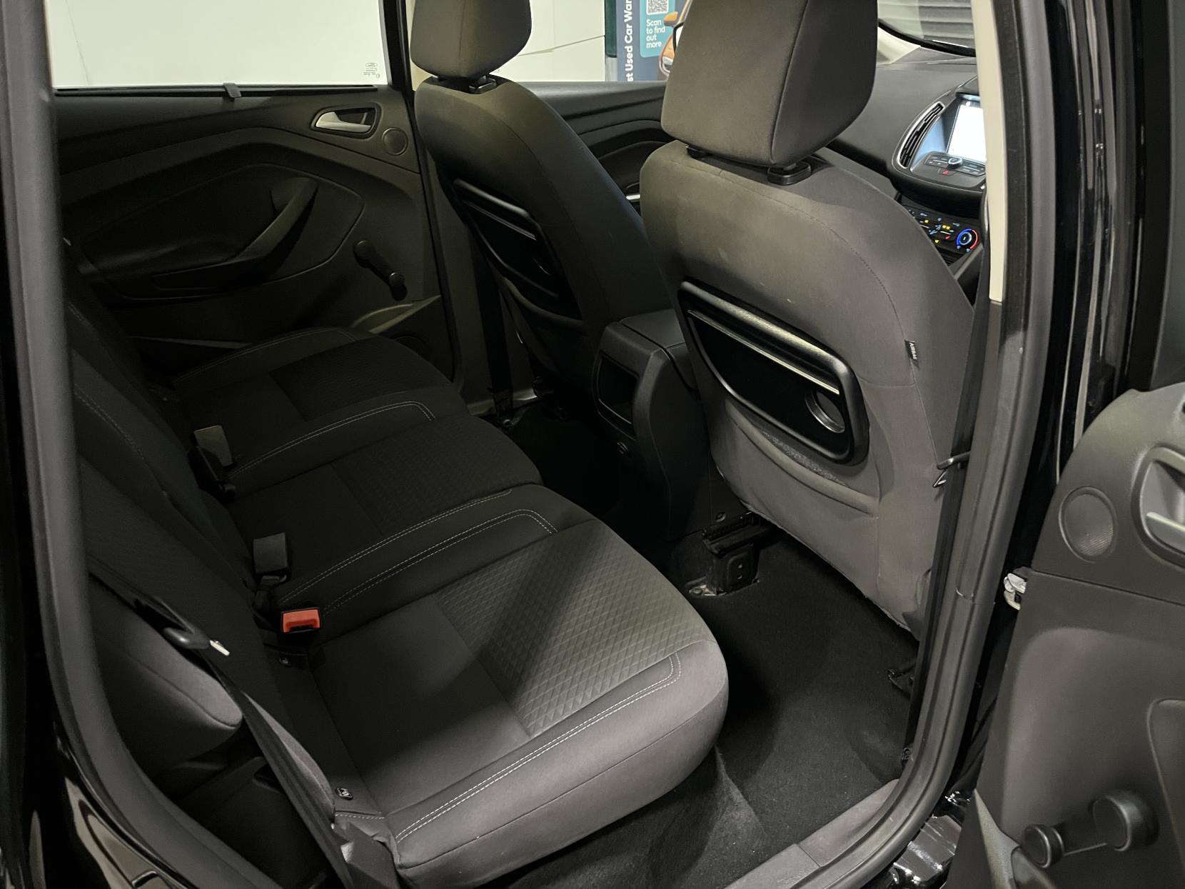 Ford C-Max 1.0T EcoBoost Zetec MPV 5dr Petrol Manual Euro 6 (s/s) (125 ps)