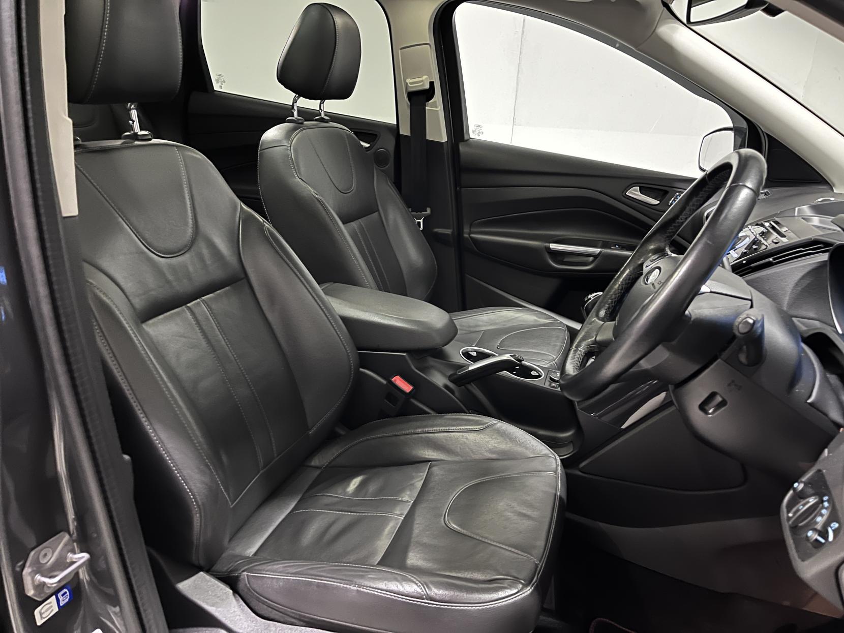 Ford Kuga 2.0 TDCi Titanium X Sport SUV 5dr Diesel Manual 2WD Euro 6 (s/s) (150 ps)