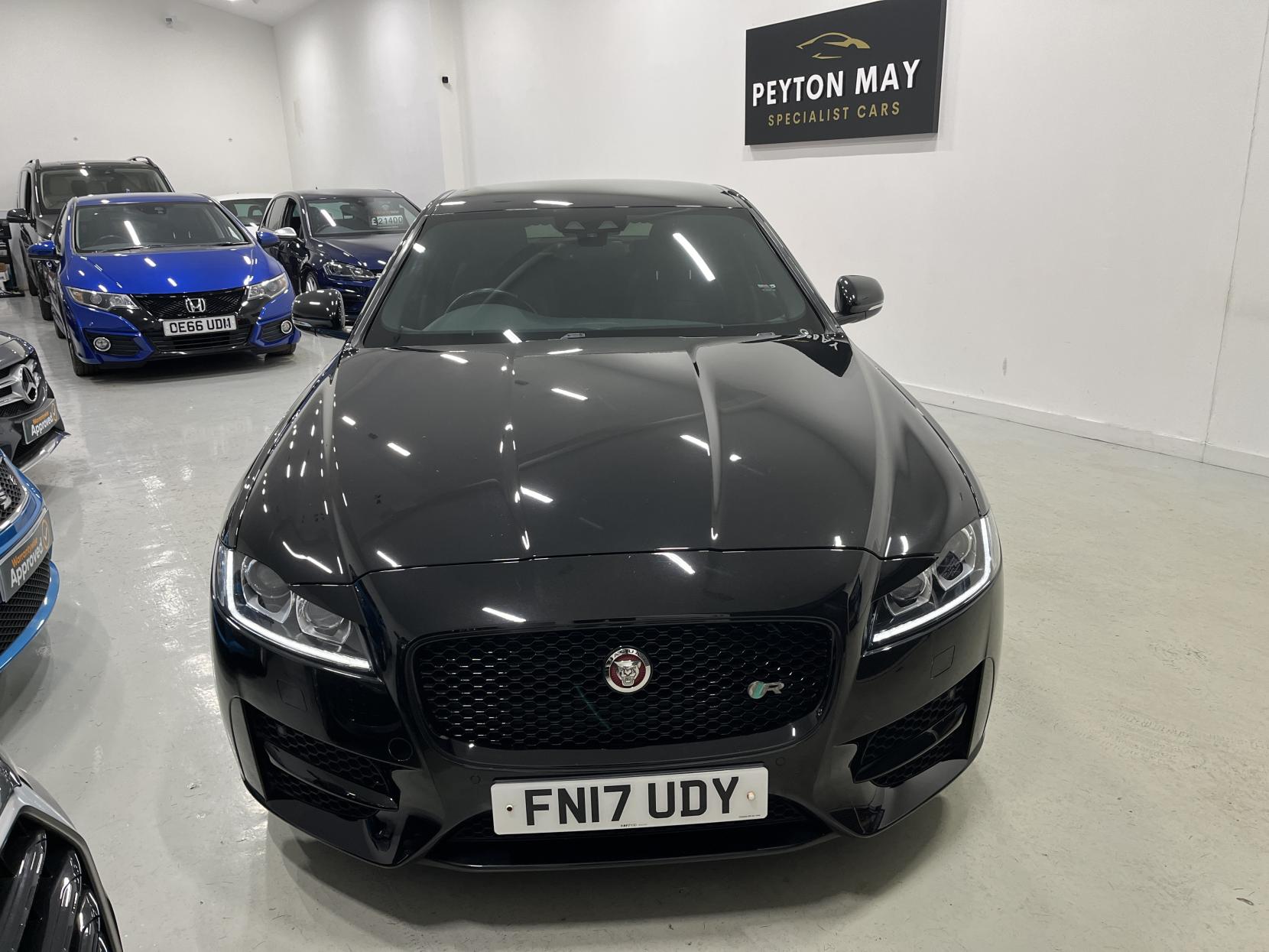 Jaguar XF 2.0d R-Sport Saloon 4dr Diesel Auto Euro 6 (s/s) (180 ps)