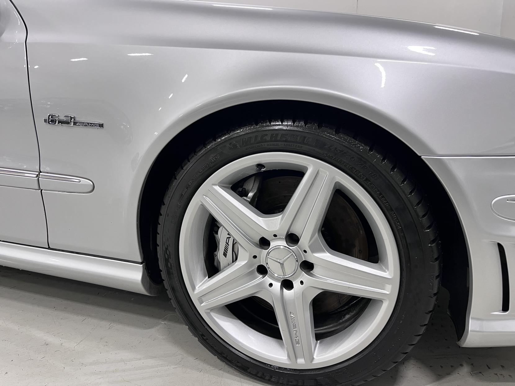 Mercedes-Benz E Class 6.2 E63 AMG Saloon 4dr Petrol G-Tronic (341 g/km, 514 bhp)