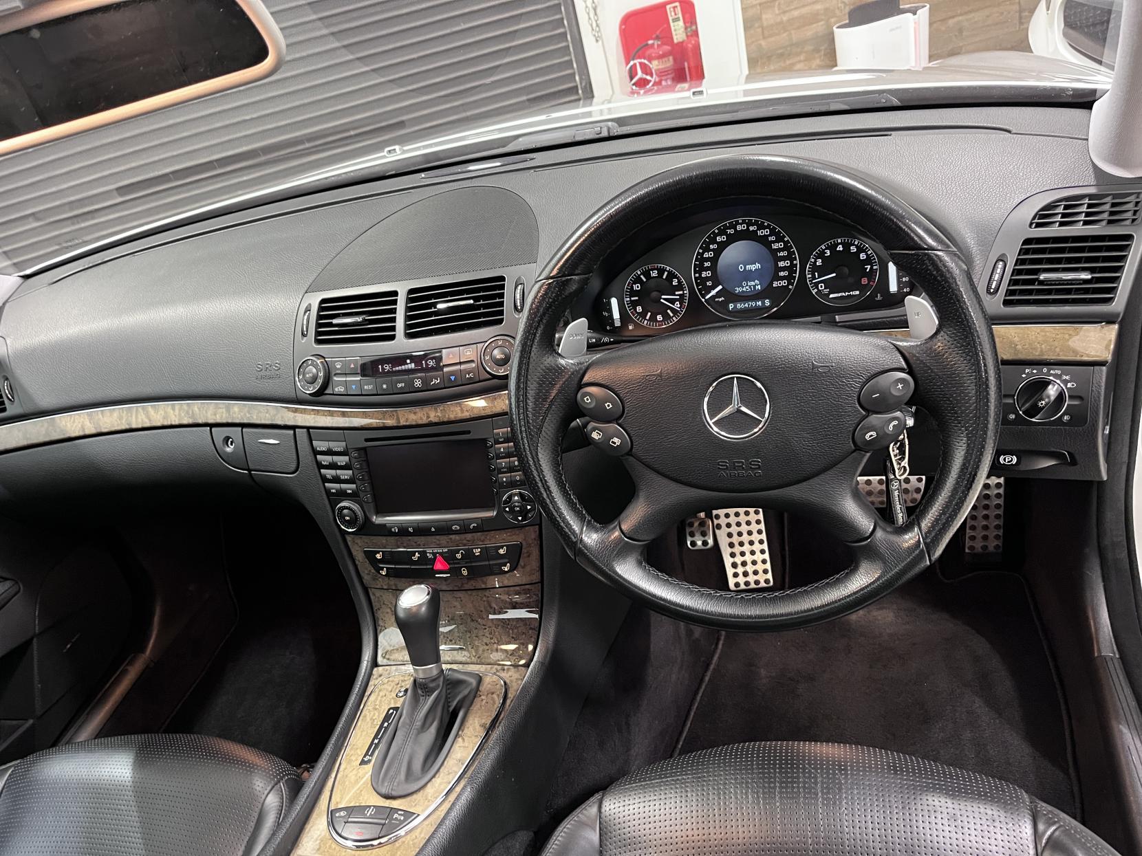 Mercedes-Benz E Class 6.2 E63 AMG Saloon 4dr Petrol G-Tronic (341 g/km, 514 bhp)
