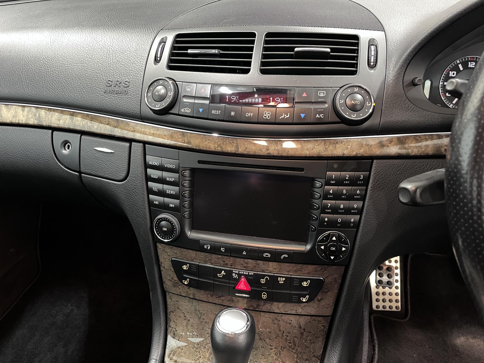 Mercedes-Benz E Class 6.2 E63 AMG Saloon 4dr Petrol G-Tronic (341 g/km, 514 bhp)