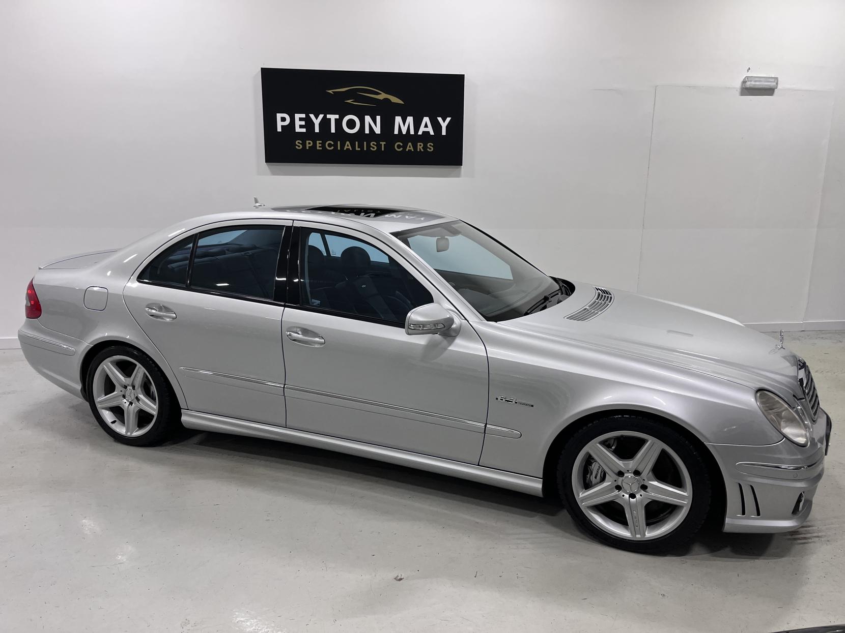 Mercedes-Benz E Class 6.2 E63 AMG Saloon 4dr Petrol G-Tronic (341 g/km, 514 bhp)