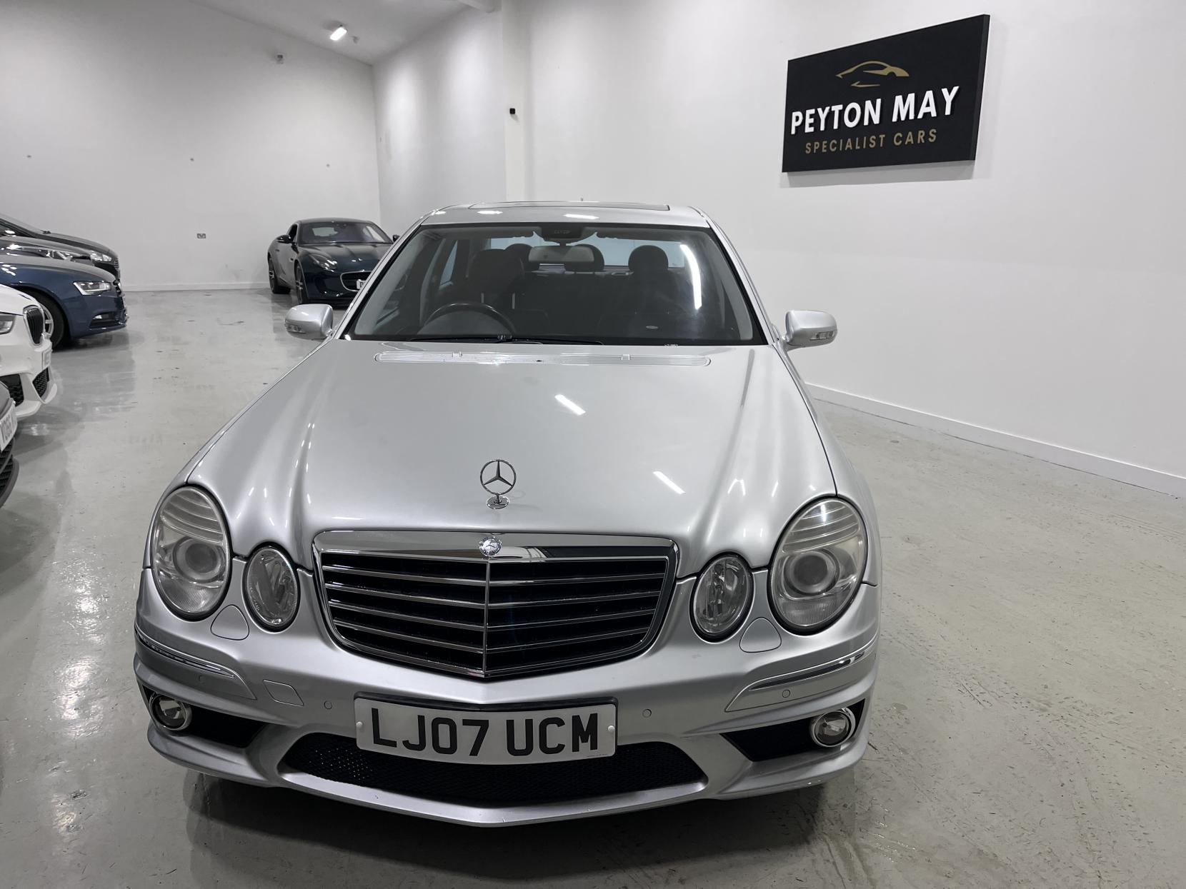 Mercedes-Benz E Class 6.2 E63 AMG Saloon 4dr Petrol G-Tronic (341 g/km, 514 bhp)