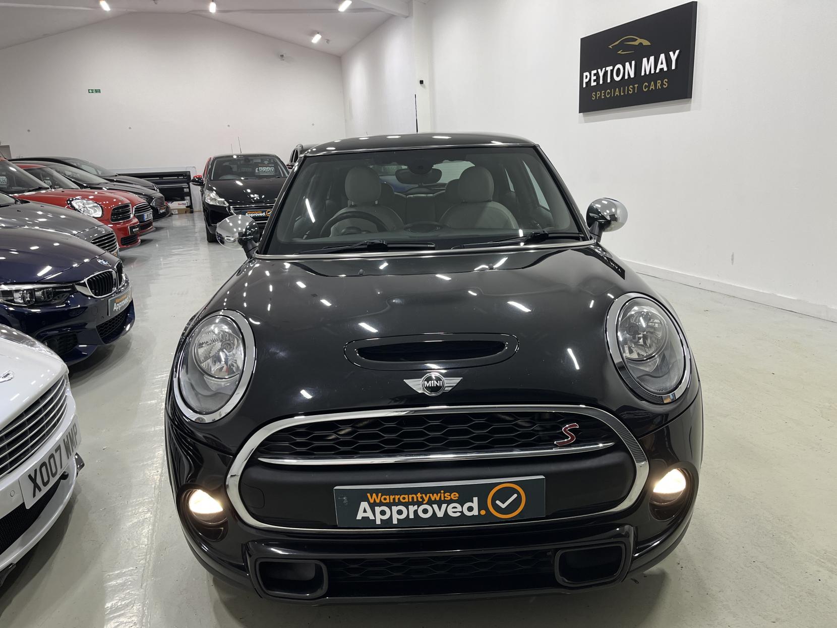 MINI Hatch 2.0 Cooper S Hatchback 3dr Petrol Auto Euro 6 (s/s) (192 ps)