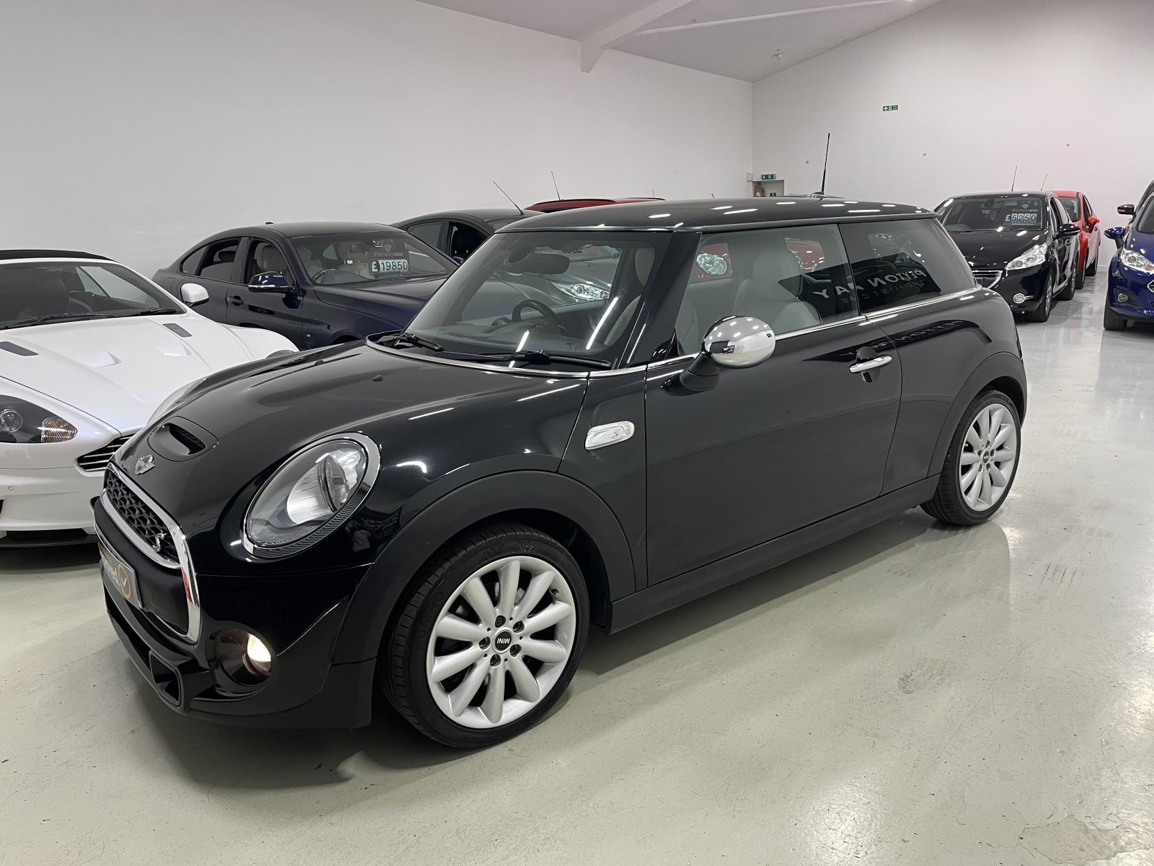 MINI Hatch 2.0 Cooper S Hatchback 3dr Petrol Auto Euro 6 (s/s) (192 ps)