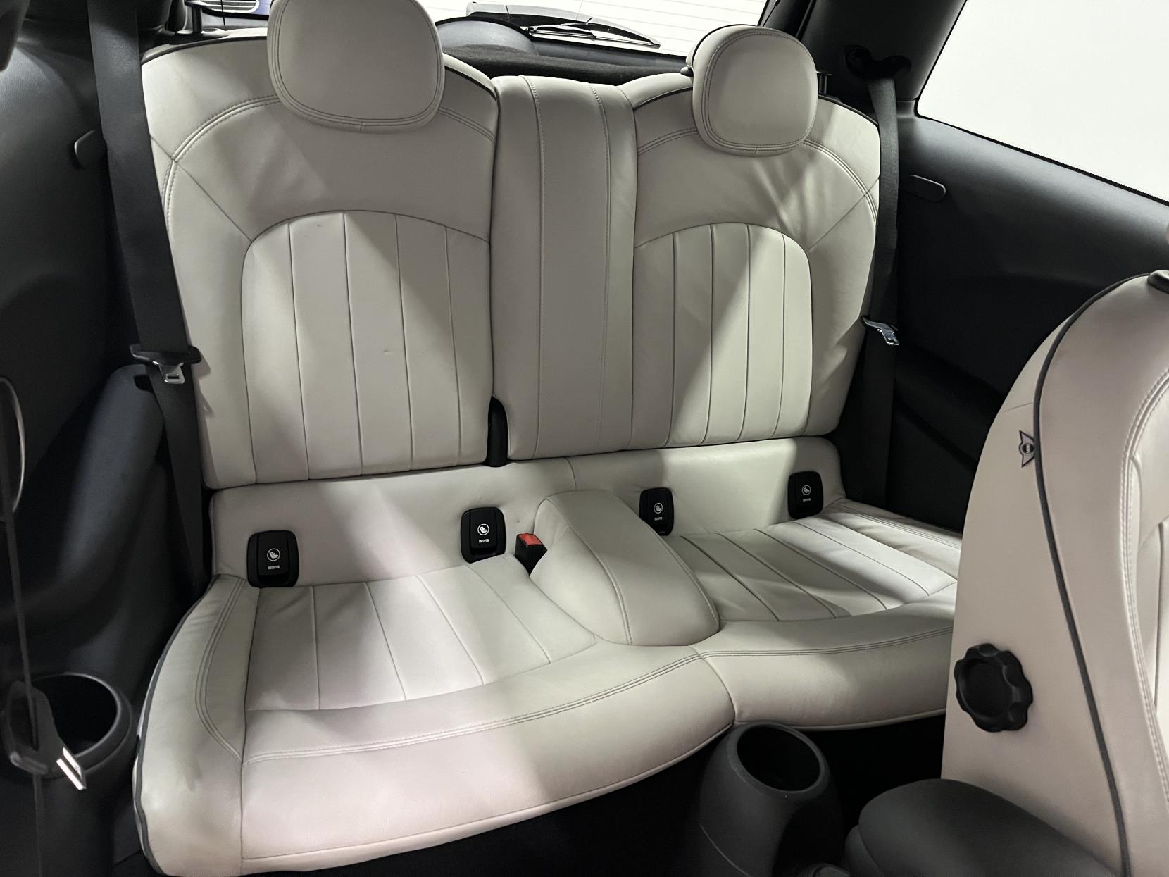 MINI Hatch 2.0 Cooper S Hatchback 3dr Petrol Auto Euro 6 (s/s) (192 ps)