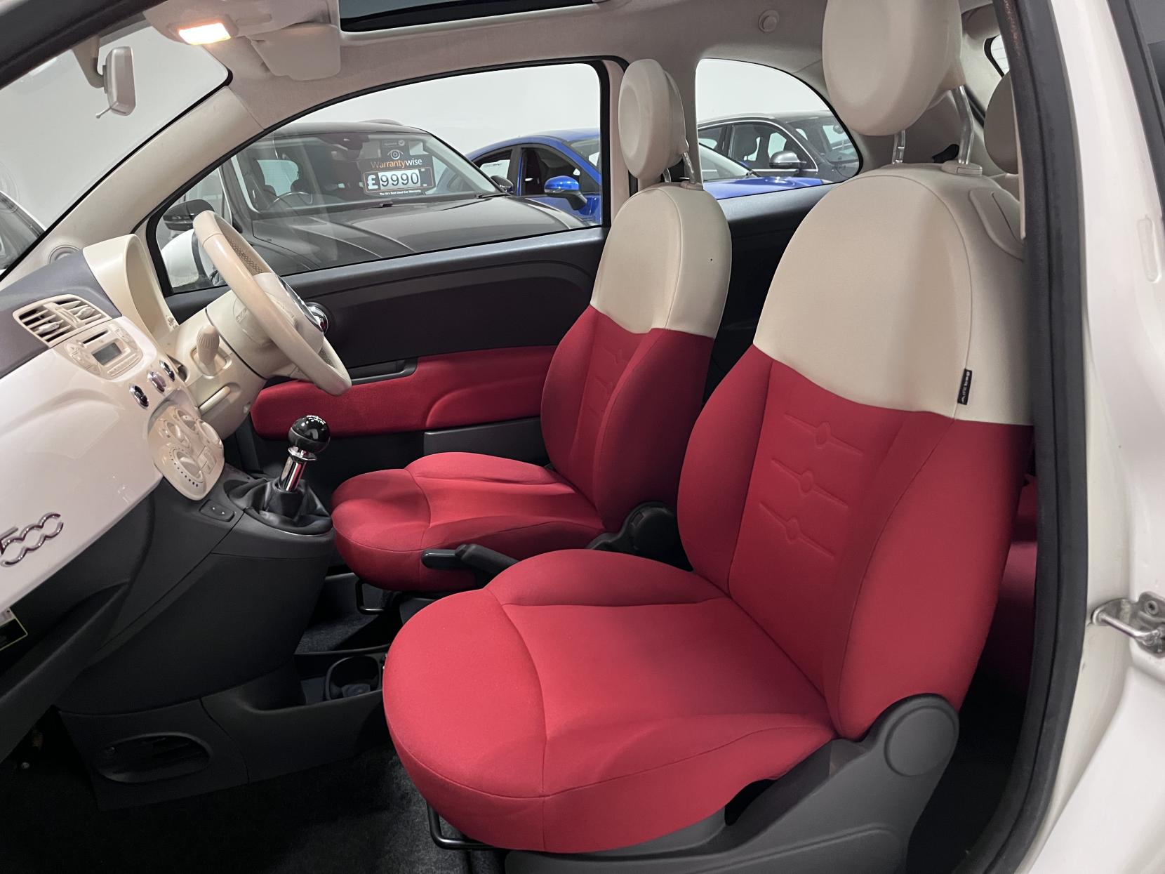 Fiat 500 1.2 Lounge Hatchback 3dr Petrol Manual Euro 4 (69 bhp)