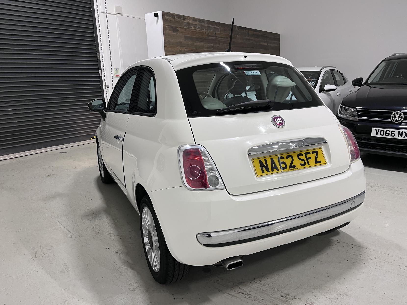 Fiat 500 1.2 Lounge Hatchback 3dr Petrol Manual Euro 4 (69 bhp)