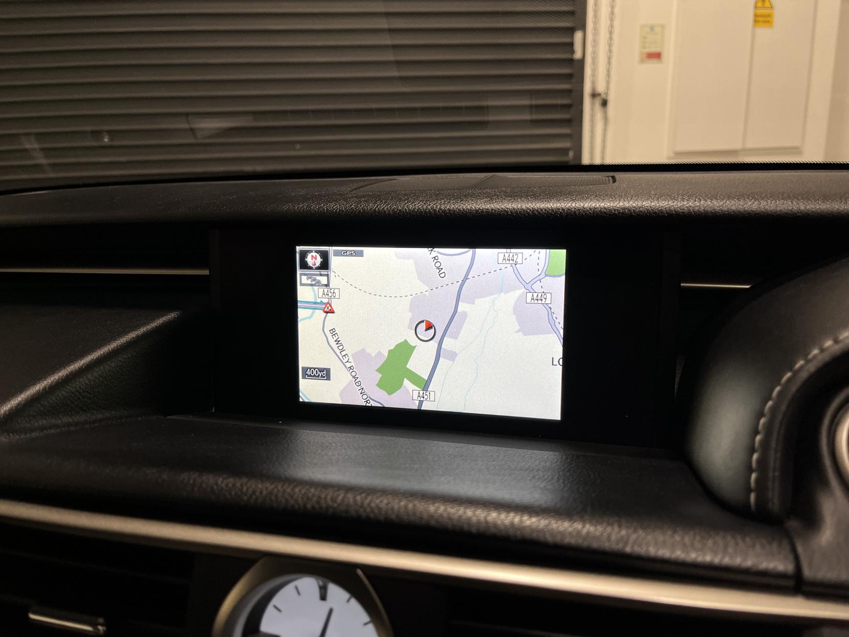 Lexus RC 2.5 300h Luxury Coupe 2dr Petrol Hybrid CVT Euro 6 (s/s) (223 ps)