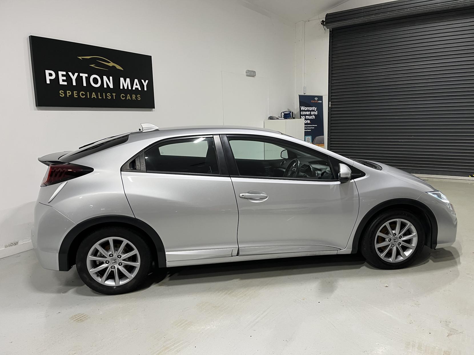 Honda Civic 1.6 i-DTEC SE Plus (Navi) Hatchback 5dr Diesel Manual Euro 5 (s/s) (120 ps)