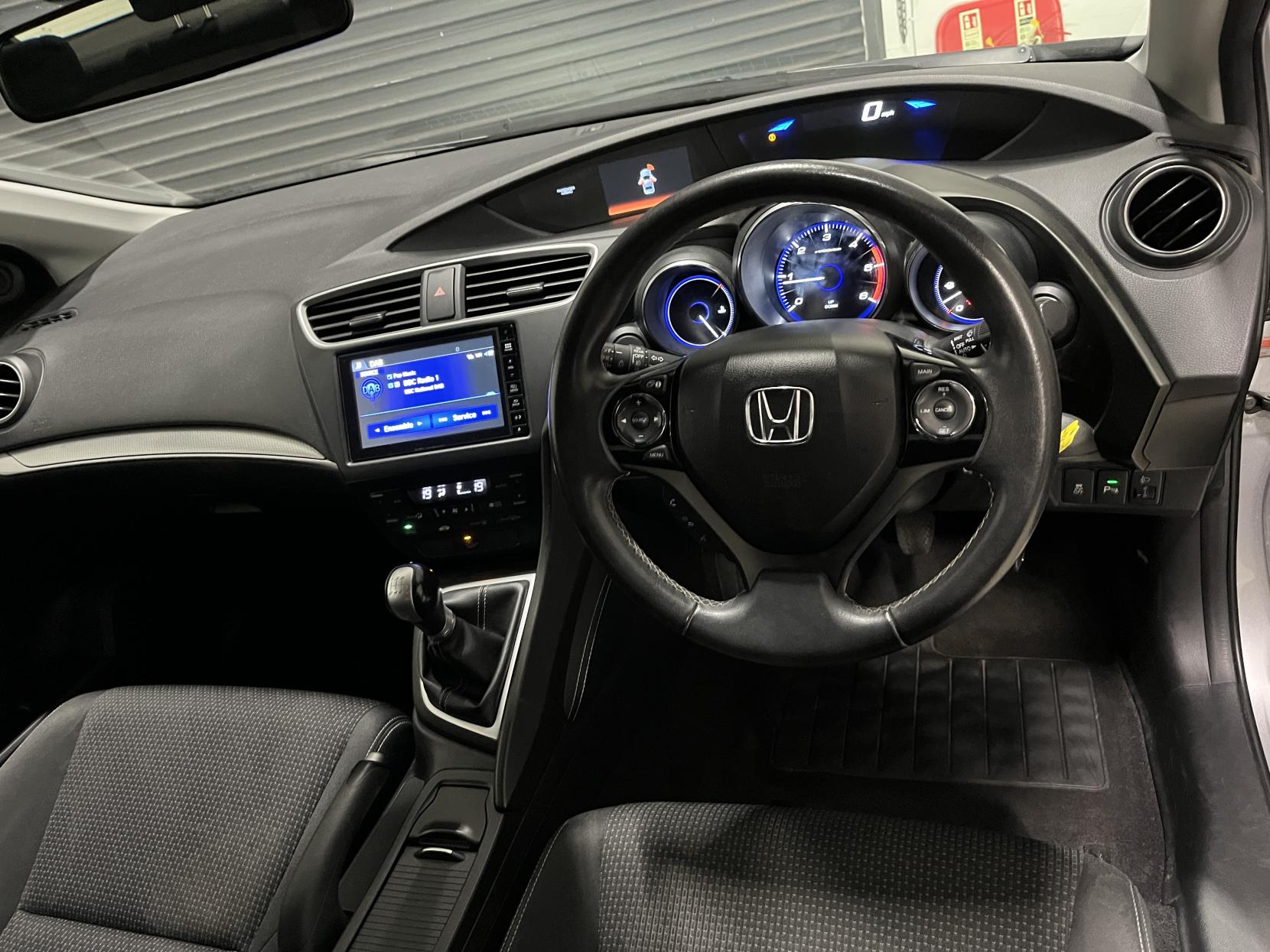Honda Civic 1.6 i-DTEC SE Plus (Navi) Hatchback 5dr Diesel Manual Euro 5 (s/s) (120 ps)