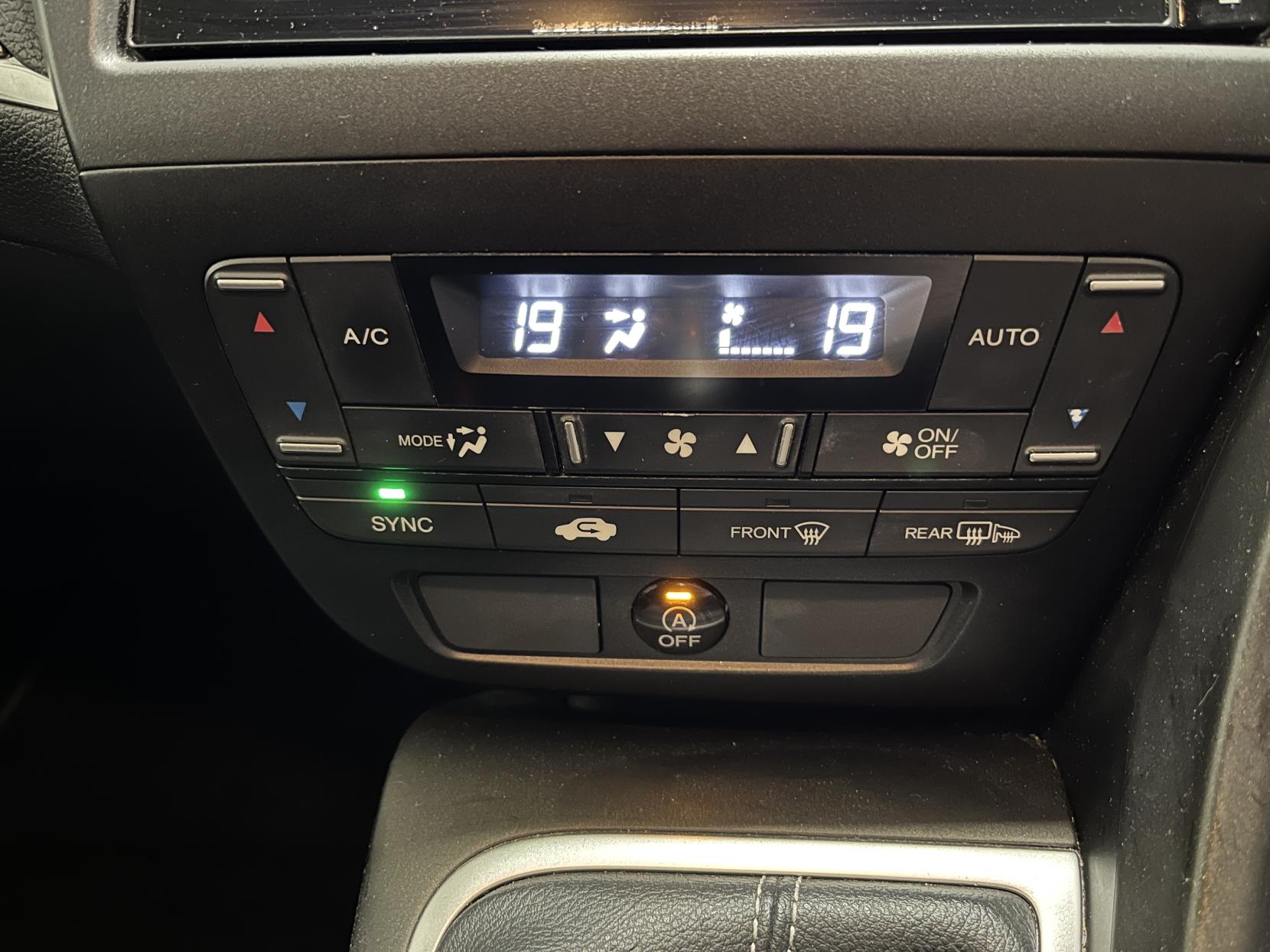 Honda Civic 1.6 i-DTEC SE Plus (Navi) Hatchback 5dr Diesel Manual Euro 5 (s/s) (120 ps)