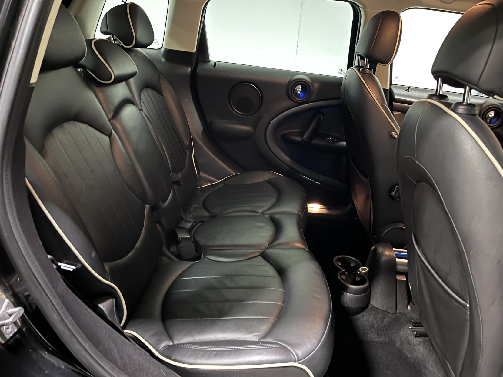 MINI Countryman 1.6 Cooper S SUV 5dr Petrol Auto Euro 5 (184 ps)