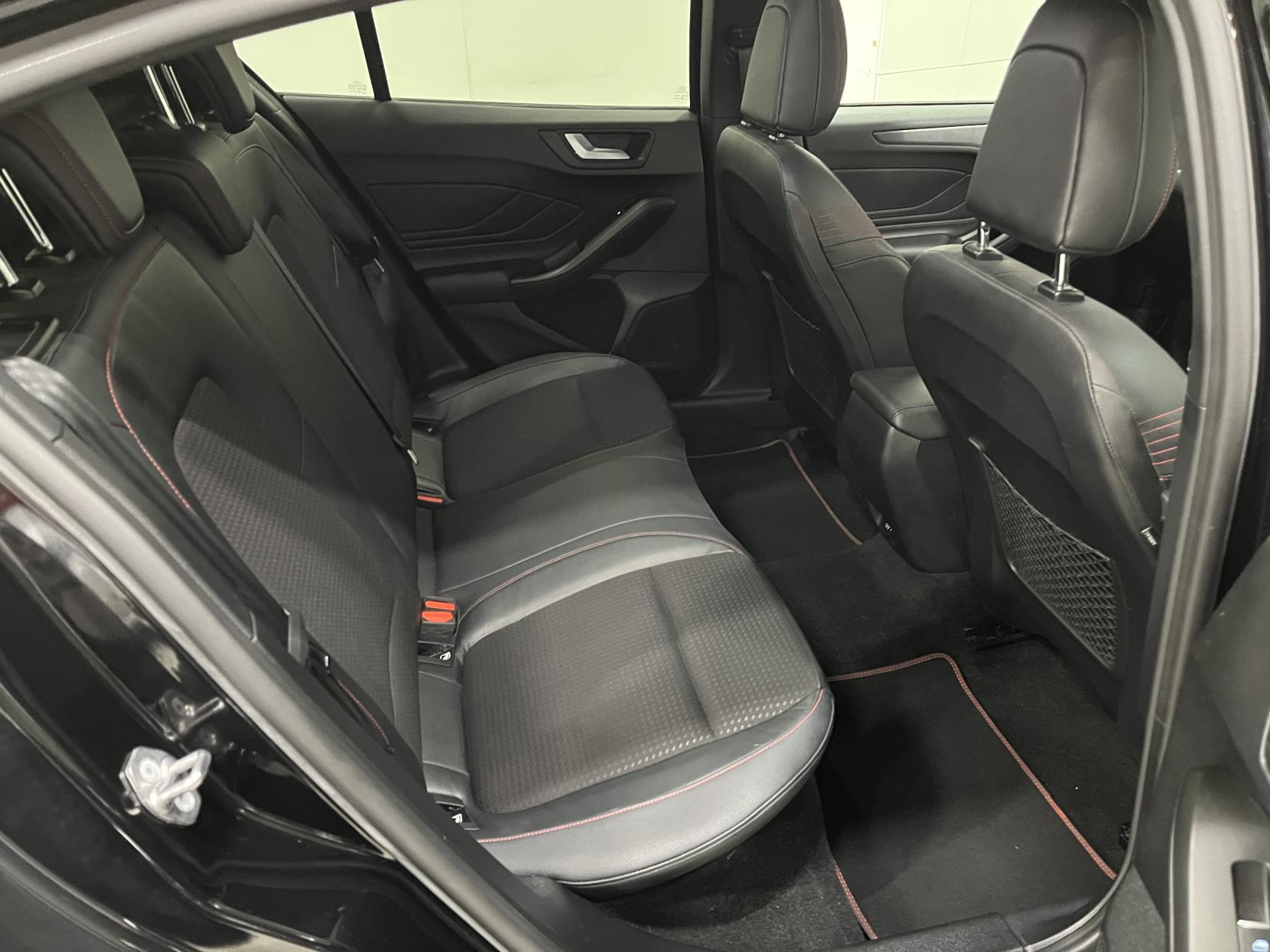 Ford Focus 1.0T EcoBoost ST-Line X Hatchback 5dr Petrol Manual Euro 6 (s/s) (125 ps)