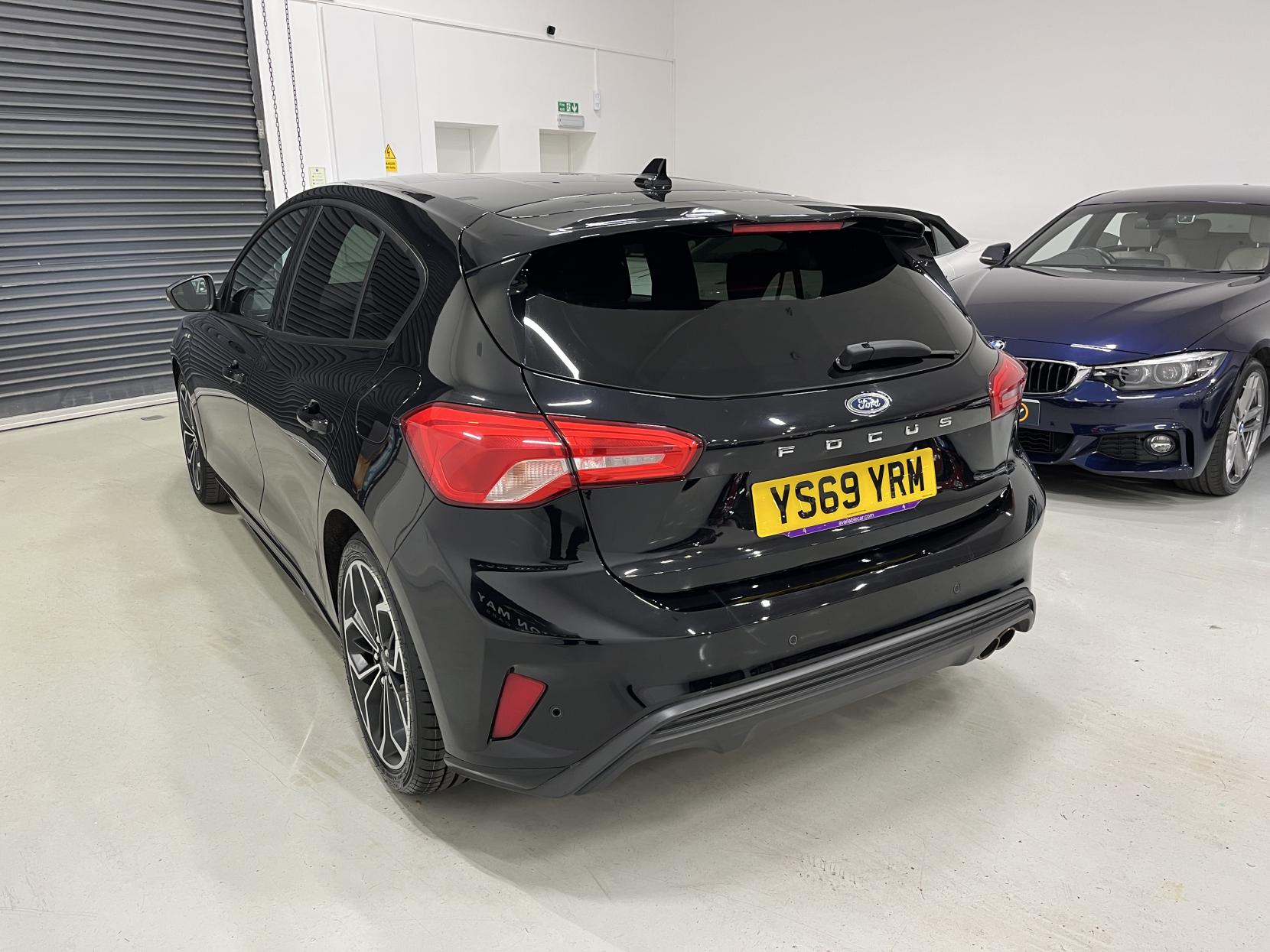 Ford Focus 1.0T EcoBoost ST-Line X Hatchback 5dr Petrol Manual Euro 6 (s/s) (125 ps)