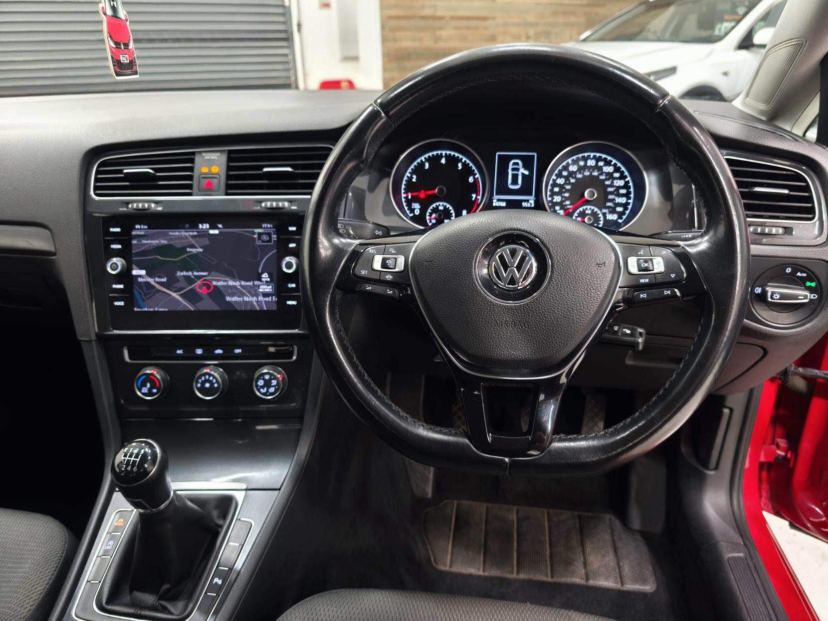 Volkswagen Golf 1.5 TSI EVO SE Nav Hatchback 5dr Petrol Manual Euro 6 (s/s) (130 ps)