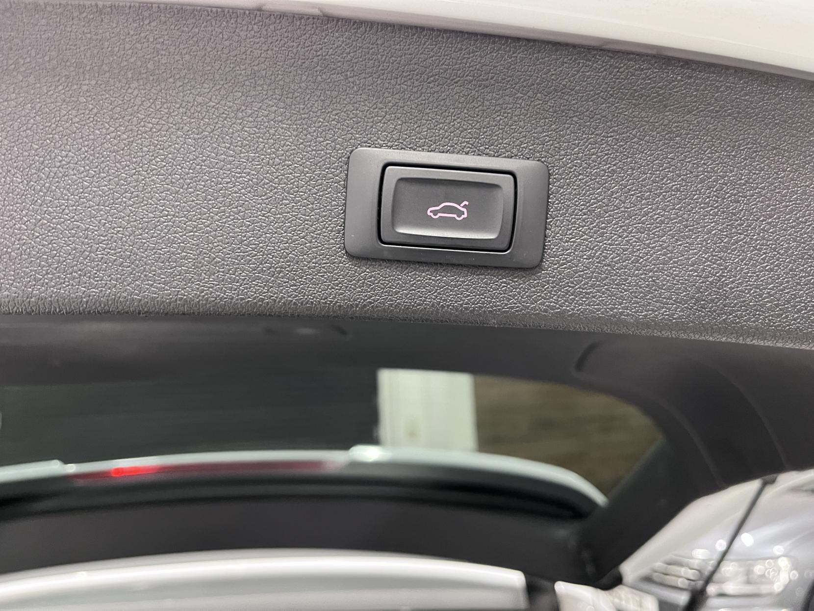 Audi Q5 2.0 TFSI S line Plus SUV 5dr Petrol Tiptronic quattro Euro 5 (s/s) (225 ps)