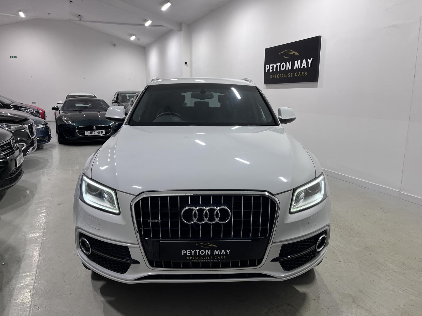 Audi Q5 2.0 TFSI S line Plus SUV 5dr Petrol Tiptronic quattro Euro 5 (s/s) (225 ps)