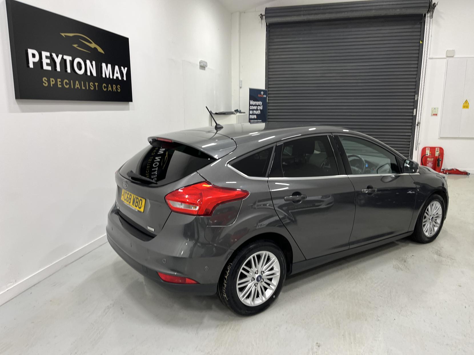 Ford Focus 1.0T EcoBoost Zetec Edition Hatchback 5dr Petrol Manual Euro 6 (s/s) (125 ps)