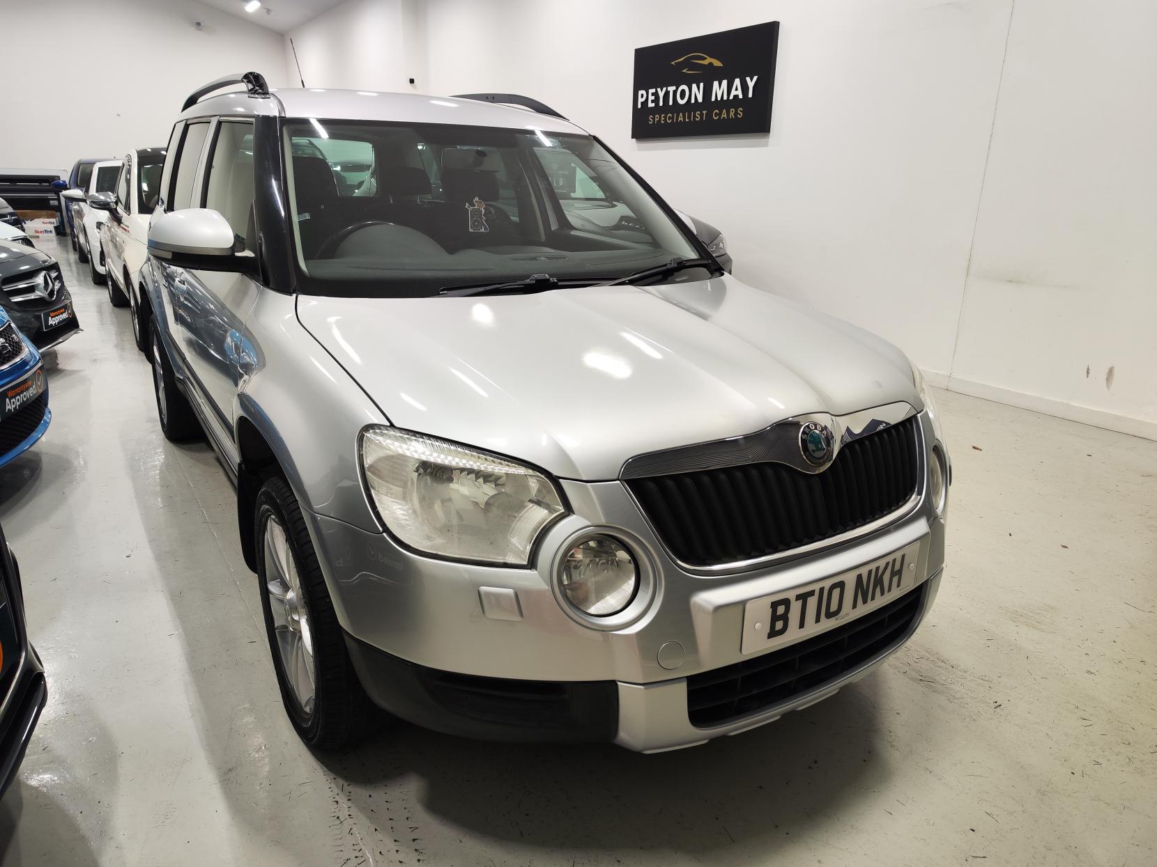 Skoda Yeti 2.0 TDI SE SUV 5dr Diesel Manual 4WD Euro 5 (110 ps)