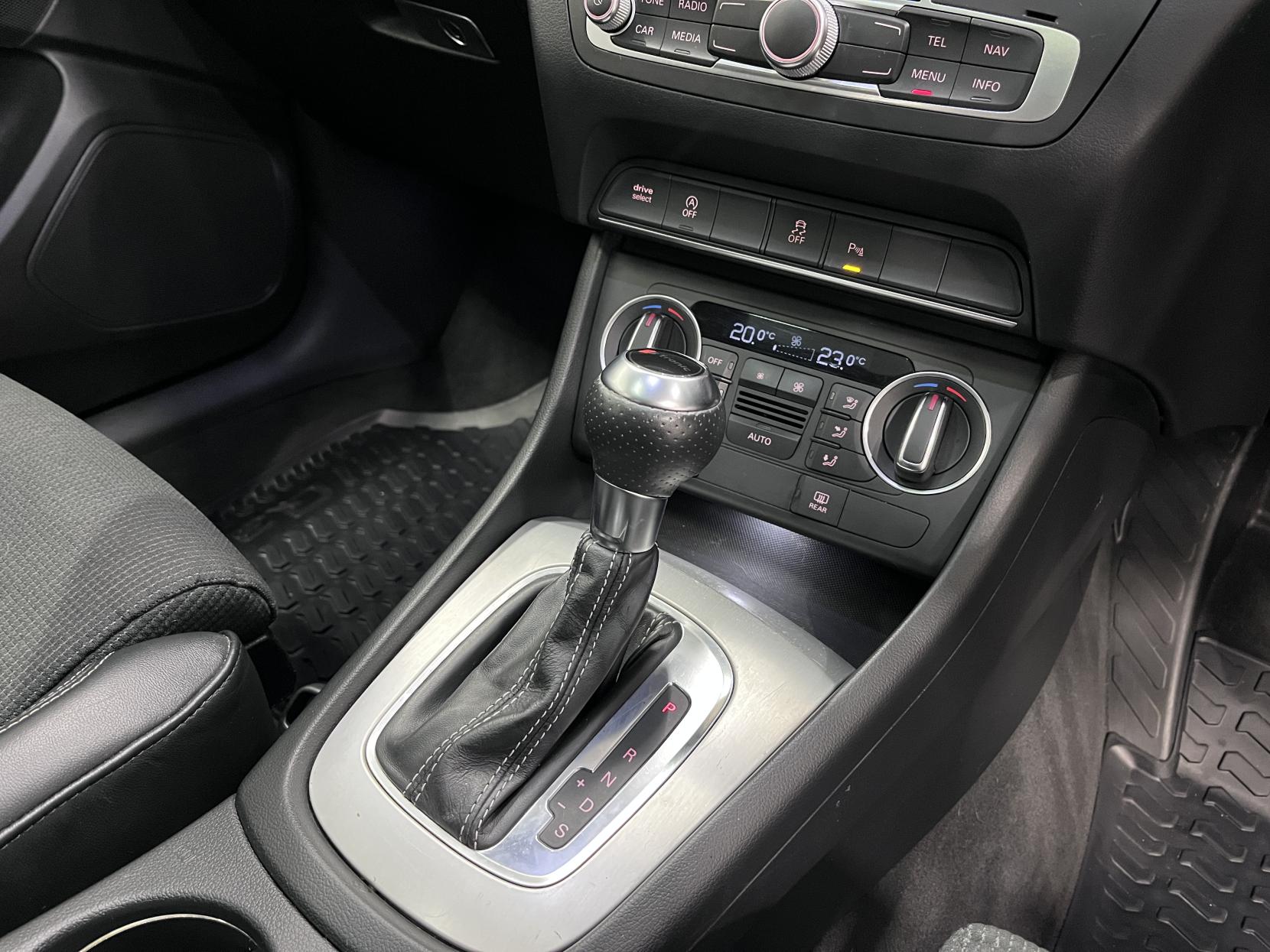 Audi Q3 2.0 TDI S line SUV 5dr Diesel S Tronic quattro Euro 6 (s/s) (150 ps)