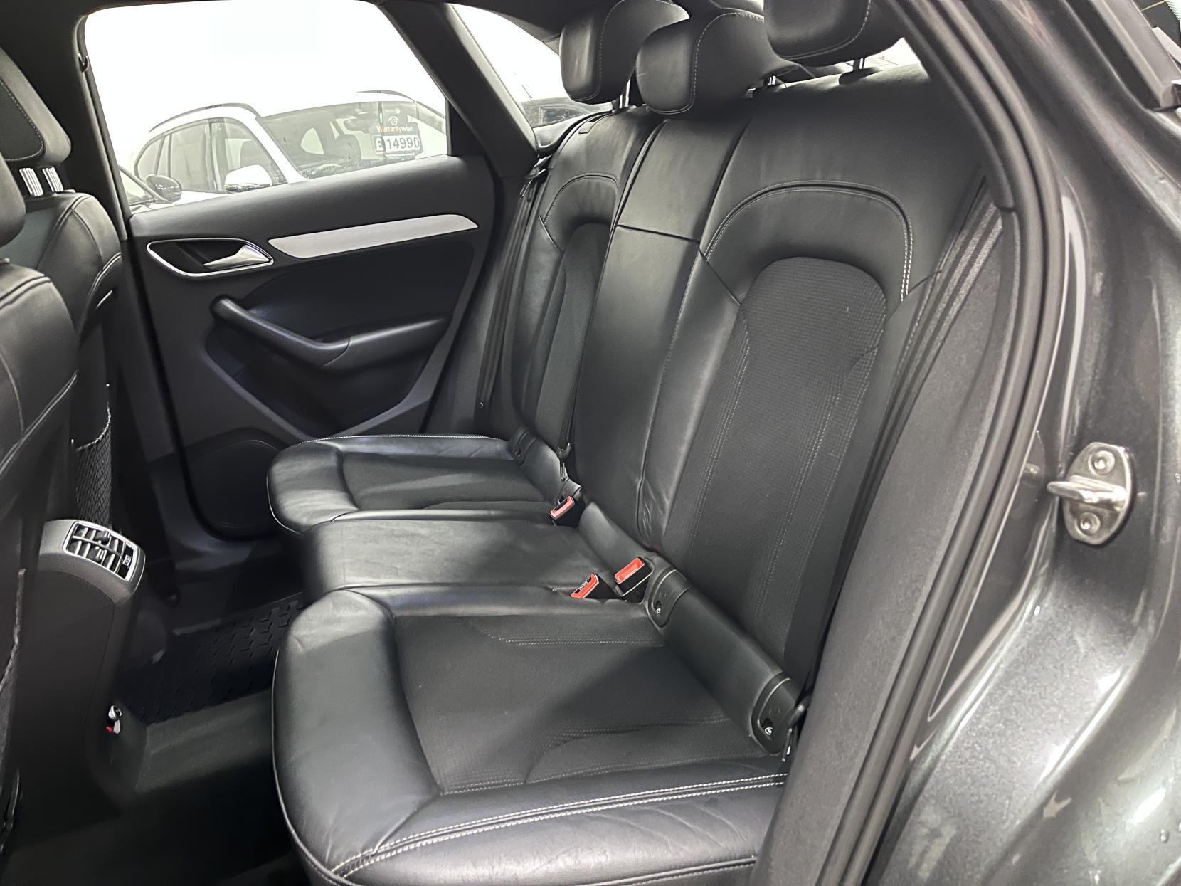 Audi Q3 2.0 TDI S line SUV 5dr Diesel S Tronic quattro Euro 6 (s/s) (150 ps)