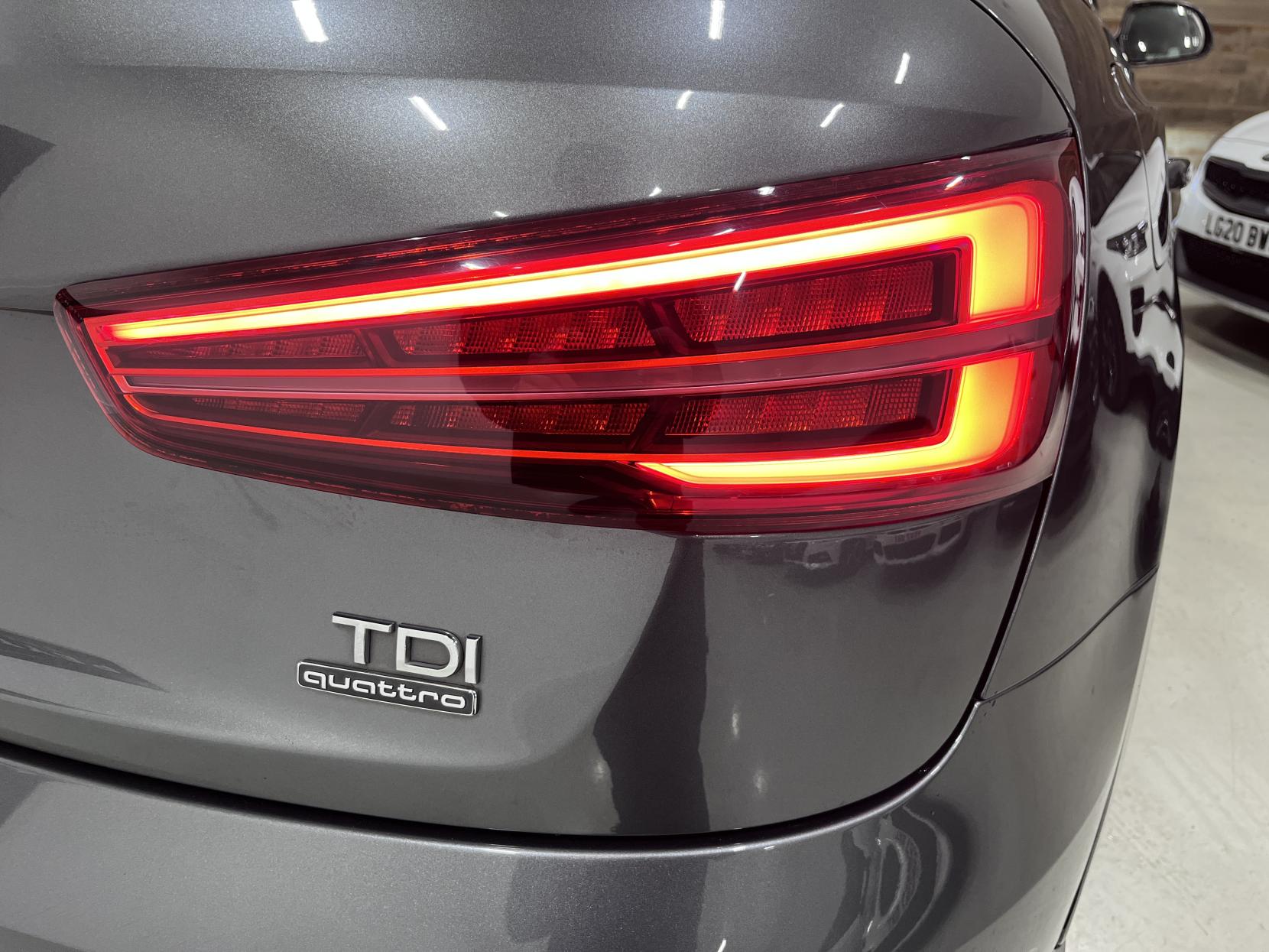 Audi Q3 2.0 TDI S line SUV 5dr Diesel S Tronic quattro Euro 6 (s/s) (150 ps)